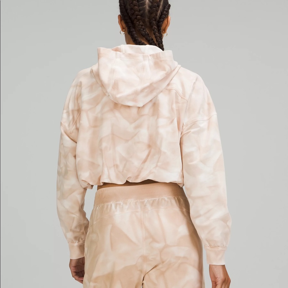 Lululemon LA All Yours Bubble Hem Hoodie - Picture 2 of 9